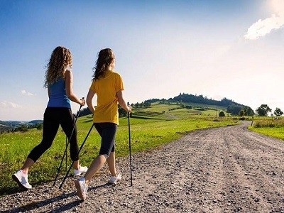 Nordic walking between Maggiore Lake and Piemontes